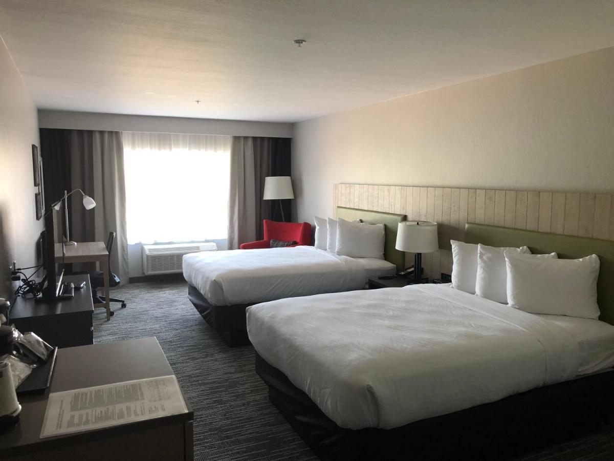 Country & By Radisson, Downtown, Az Hotel