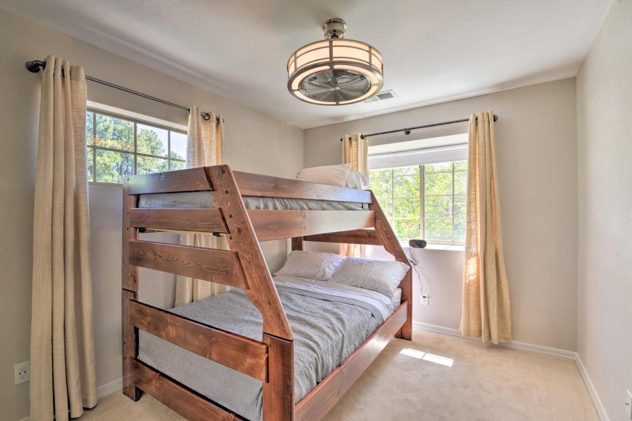 Holiday home Modern With Bbq Walk Downtown! Flagstaff