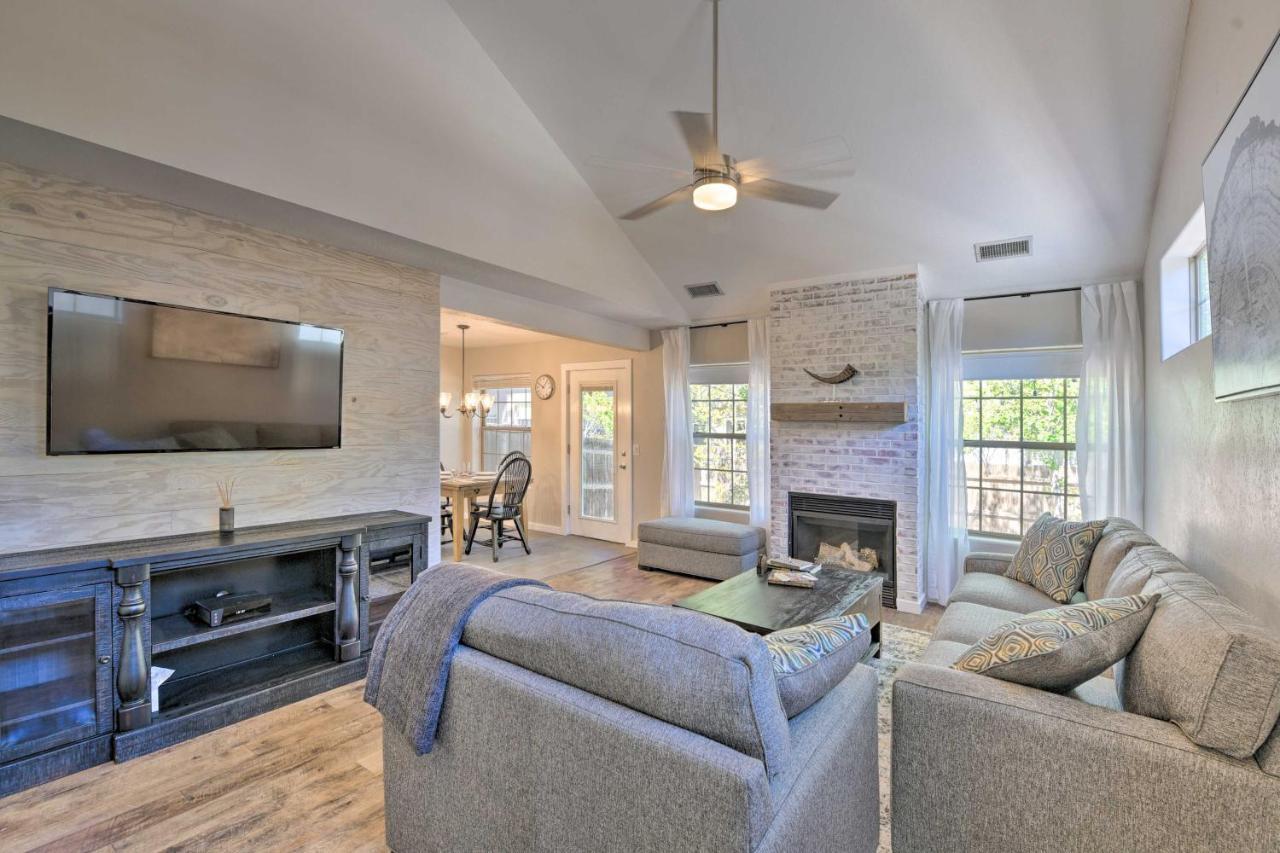 Modern With Bbq Walk Downtown! Holiday home *